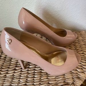 Thalia Sodi peep toe